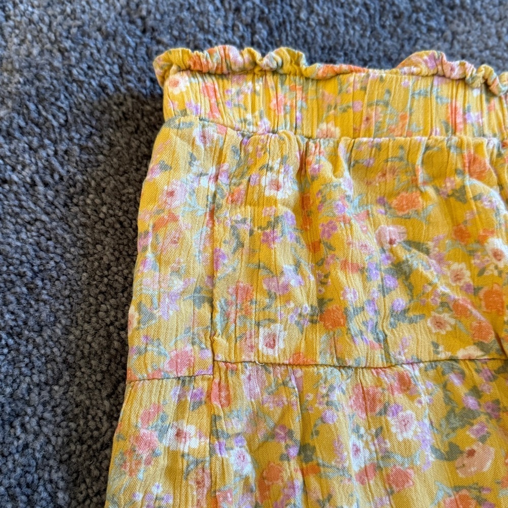Pink Rose | Floral Mini Skirt - Picture 3 of 4